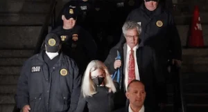 Ghislaine Maxwell:ಪಾಪ ಕೂಪದ ಕ್ವೀನ್; ಎಫ್‌ಸ್ಟೀನ್ ಸಾಮ್ರಾಜ್ಯದ ಅಸಲಿ ಸೂತ್ರಧಾರಿ ಈಕೆಯೇ!