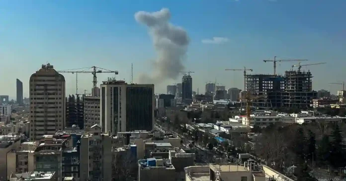 ISRAEL vs IRAN: ಇರಾನ್ ಎದೆಯಲ್ಲಿ ಇಸ್ರೇಲ್ ನಡುಕ! ಟೆಹ್ರಾನ್ ಮೇಲೆ ಸರಣಿ ಸ್ಫೋಟ - ಶುರುವಾಯ್ತಾ ಅಸಲಿ ಮಹಾಯುದ್ಧ?